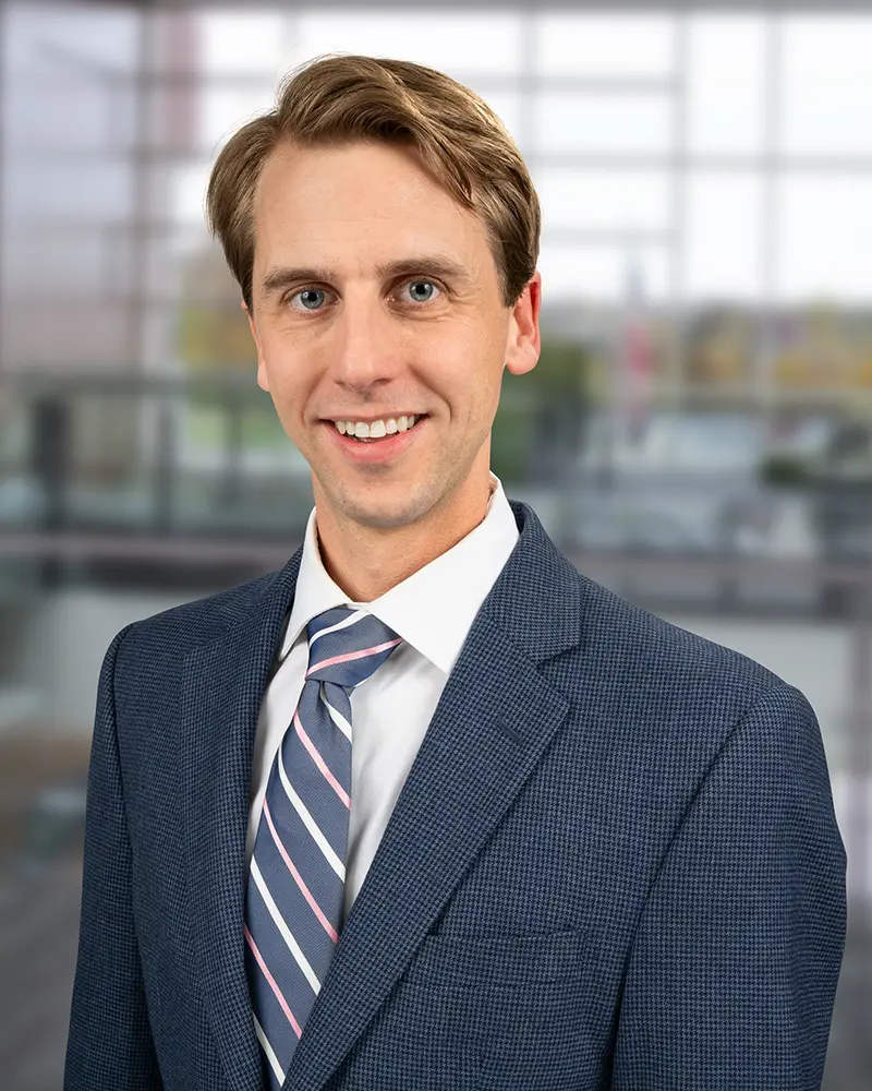 Headshot of Seth Baker